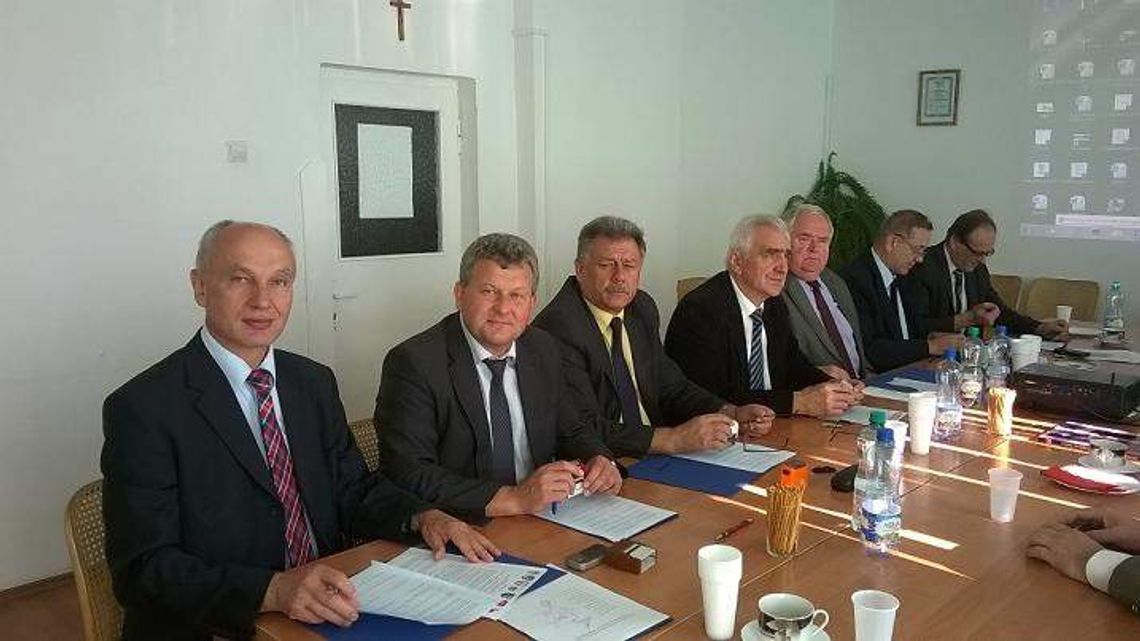 Gminy łączą siły w walce o unijną kasę