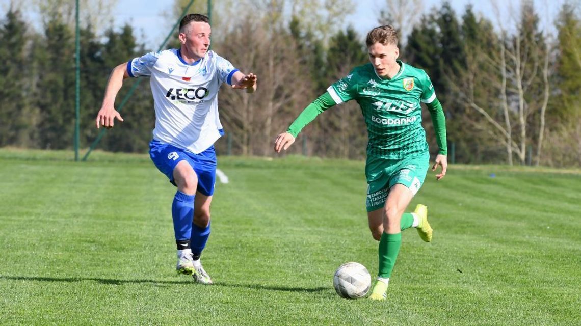 Gol z połowy boiska i niespodzianka w meczu Błękitnych Obsza z Hetmanem Zamość