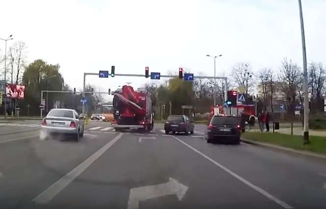 Gonili straż, ekspresowo przez Puławy