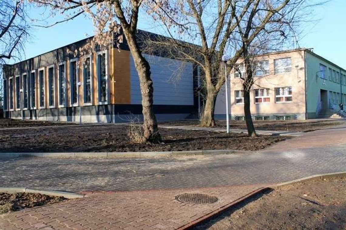 Góra Puławska: Uczniowie jeszcze czekają na salę gimnastyczną 