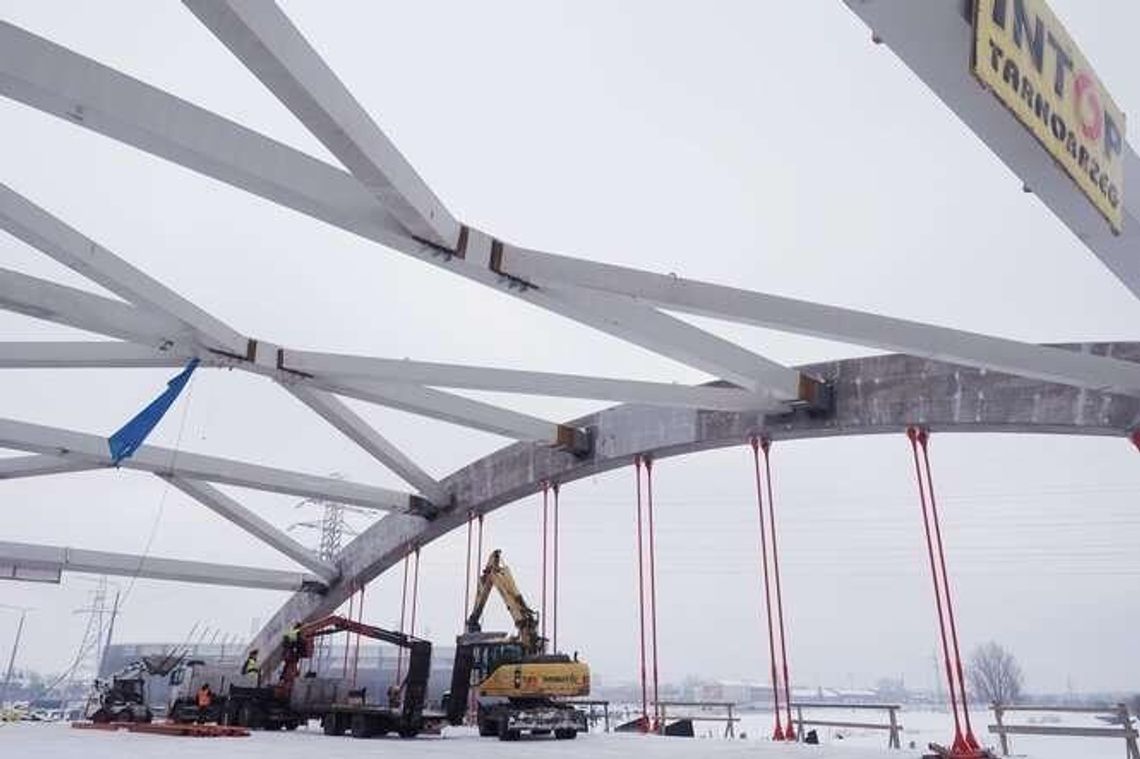 Gorąca dyskusja o nazwie dla mostu na Bystrzycy. Most Pileckiego? "Ja napiszę do Izraela!"