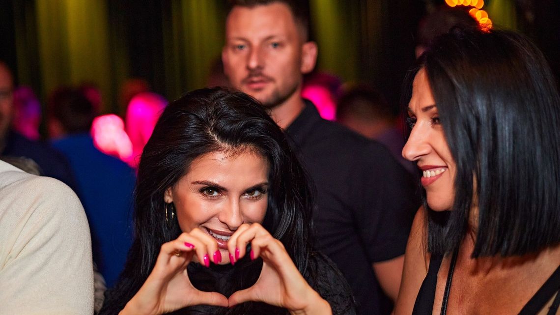 Gorąca noc w Pięknej Pszczole