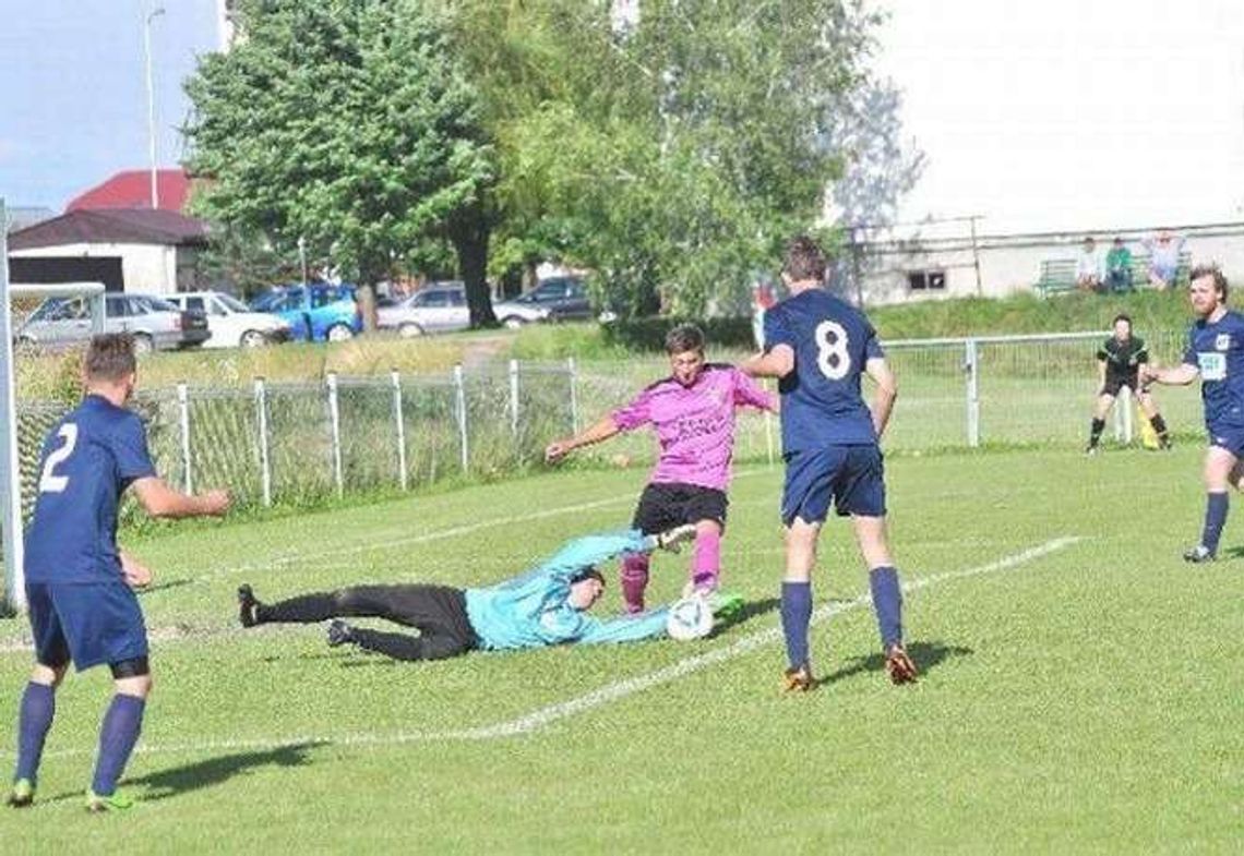 Gorąco na meczu w Dorohusku, trenerzy na trybunach Gorąco na meczu w Dorohusku, trenerzy na trybunach