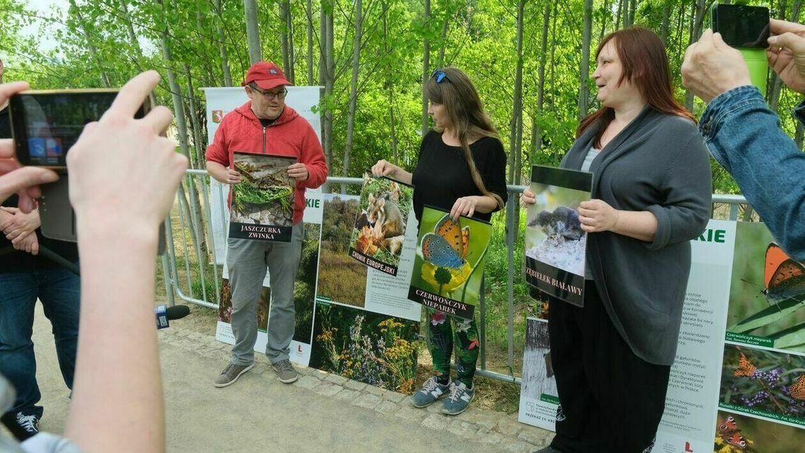 Górki czechowskie. Deweloper otworzył, aktywiści „zamknęli” Górki czechowskie. Deweloper otworzył, aktywiści „zamknęli”