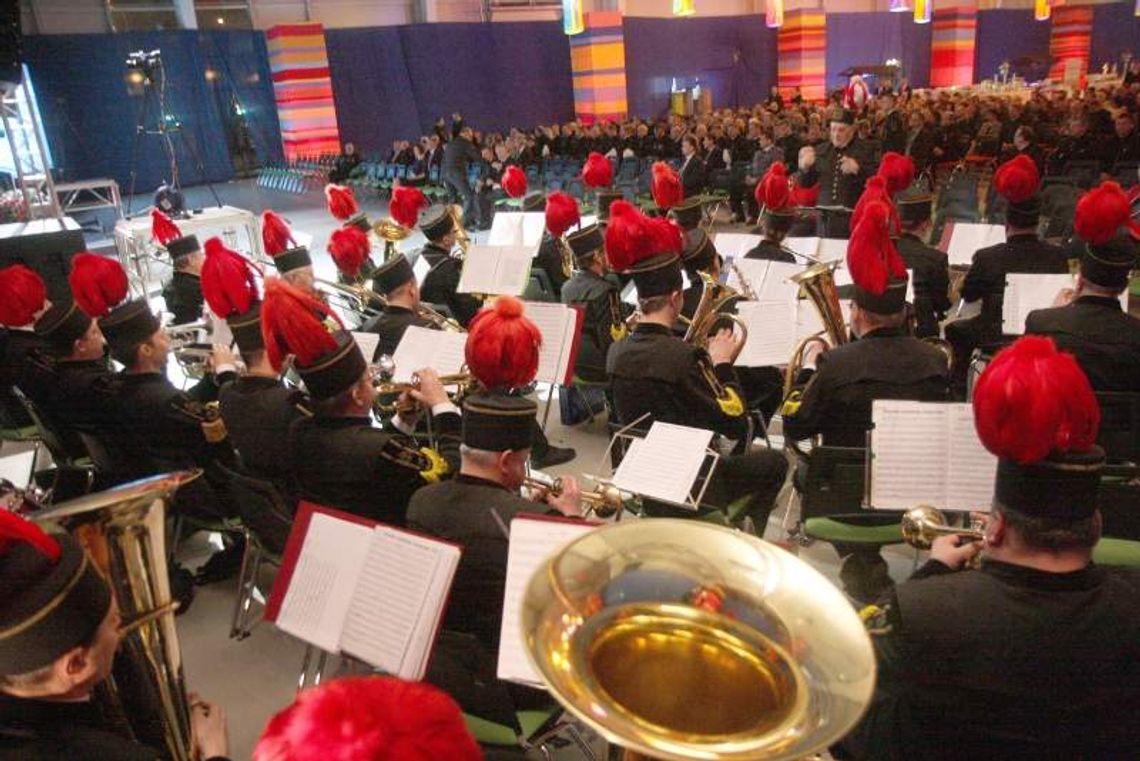 Górnicy świętują. Dzisiaj w kopalni, a w niedzielę disco polo