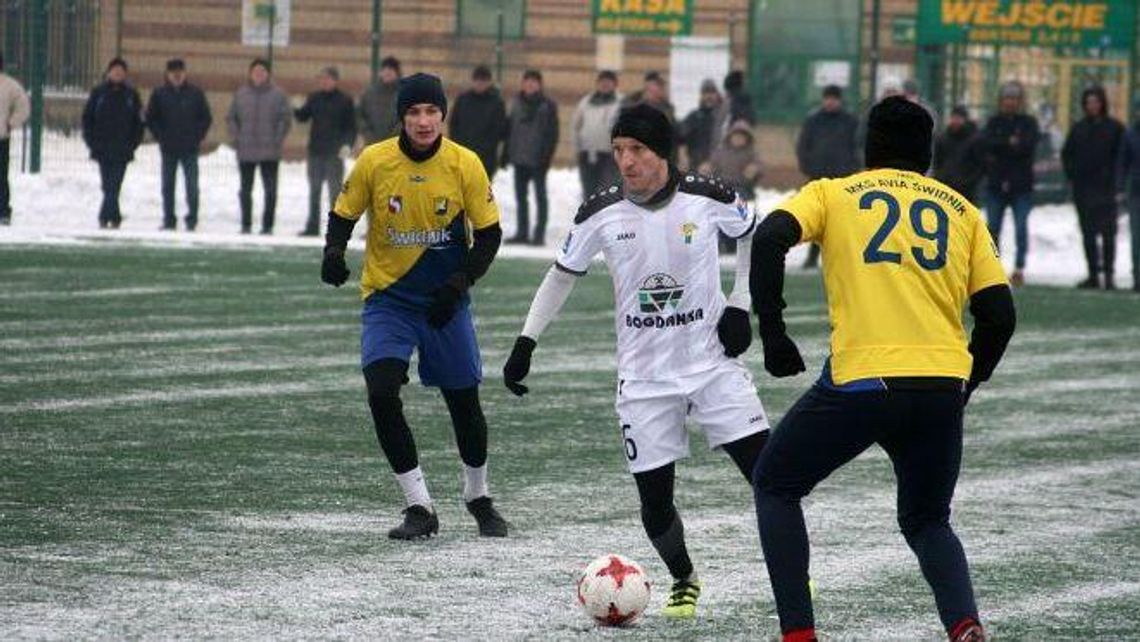 Górnik Łęczna – Avia Świdnik 3:3. Kolejni piłkarze na testach