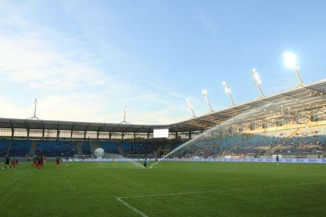 Górnik Łęczna będzie grać na Arenie Lublin. Przeczytaj list intencyjny klubu z prezydentem Lublina i marszałkiem