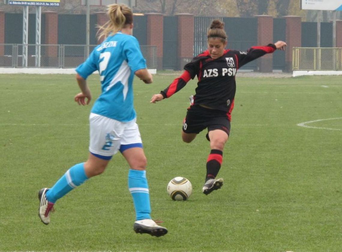 Górnik Łęczna – Dargfil 1:1, wygrana AZS PSW