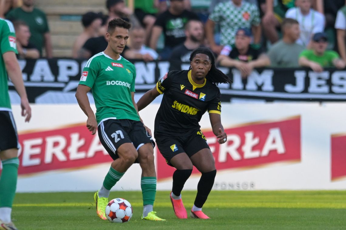Górnik Łęczna i Avia Śwdnik wracają do gry o punkty w Betclic II Lidze