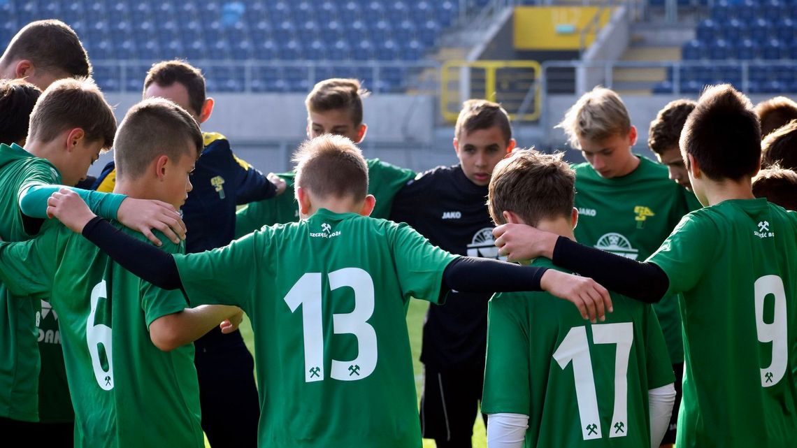 Górnik Łęczna i Orlęta Spomlek ze złotymi certyfikatami PZPN dla szkółek piłkarskich Górnik Łęczna i Orlęta Spomlek ze złotymi certyfikatami PZPN dla szkółek piłkarskich