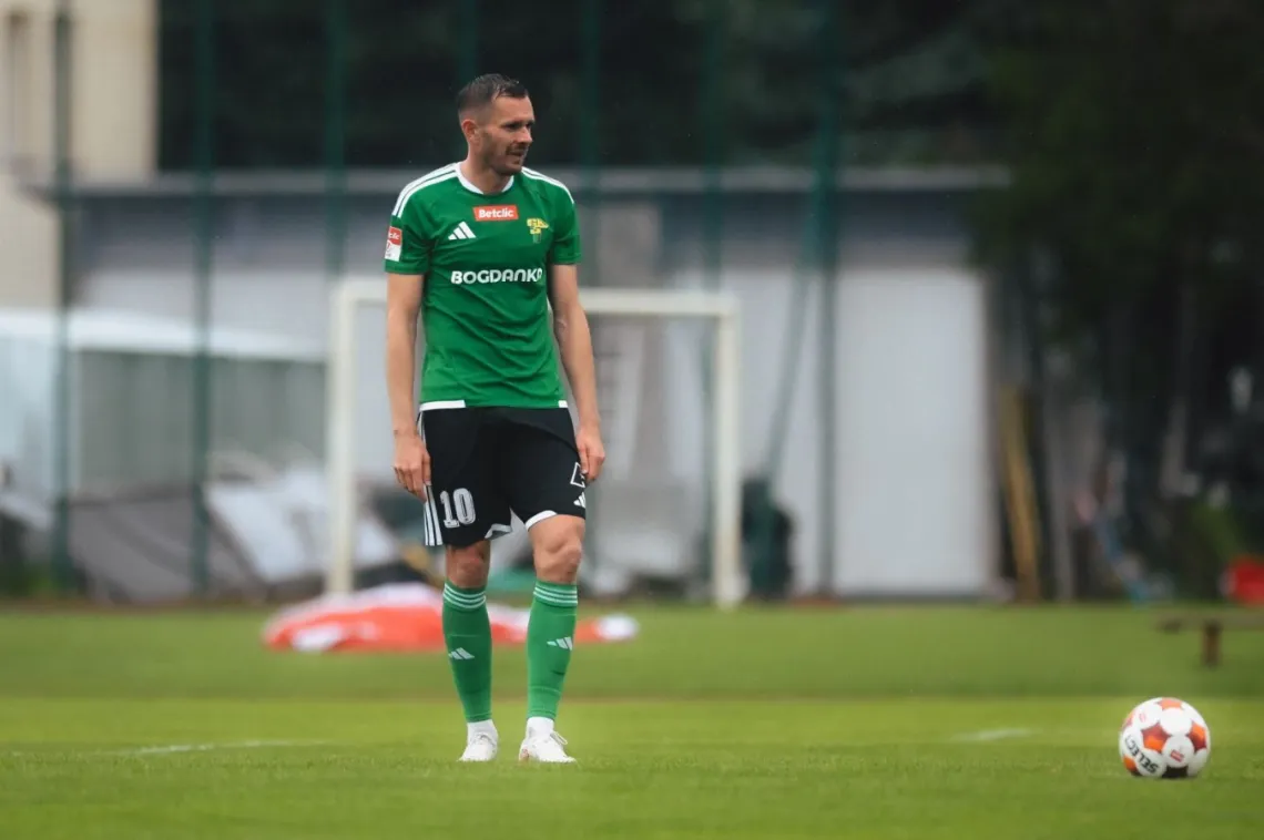 Sensacyjne otwarcie wyniku. Górnik Łęczna - Legia II Warszawa (na żywo) Sensacyjne otwarcie wyniku. Górnik Łęczna - Legia II Warszawa (na żywo)