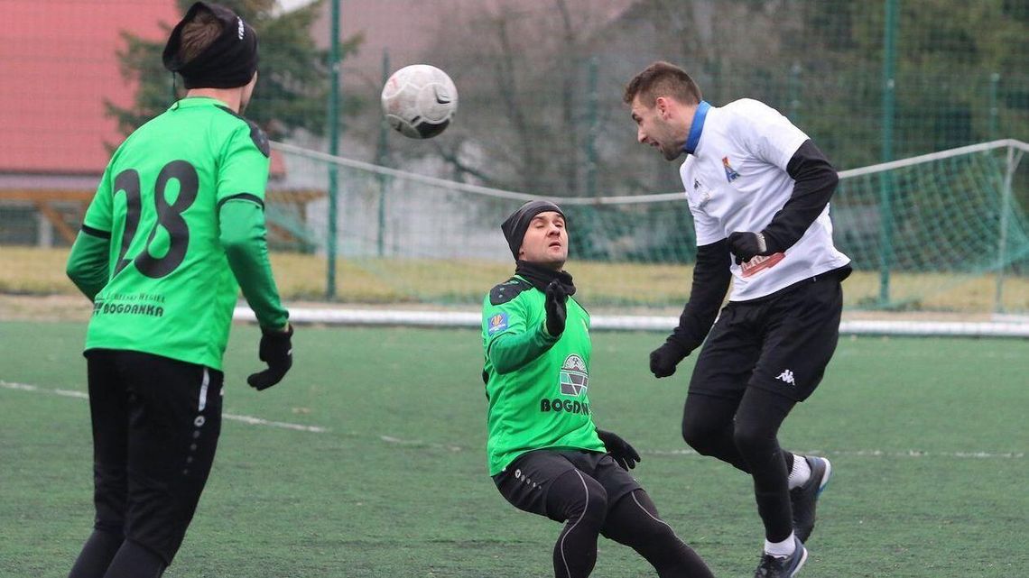 Górnik Łęczna – Motor Lublin 2:2. Dwie bramki Krzysztofa Ropskiego [zdjęcia, gole]