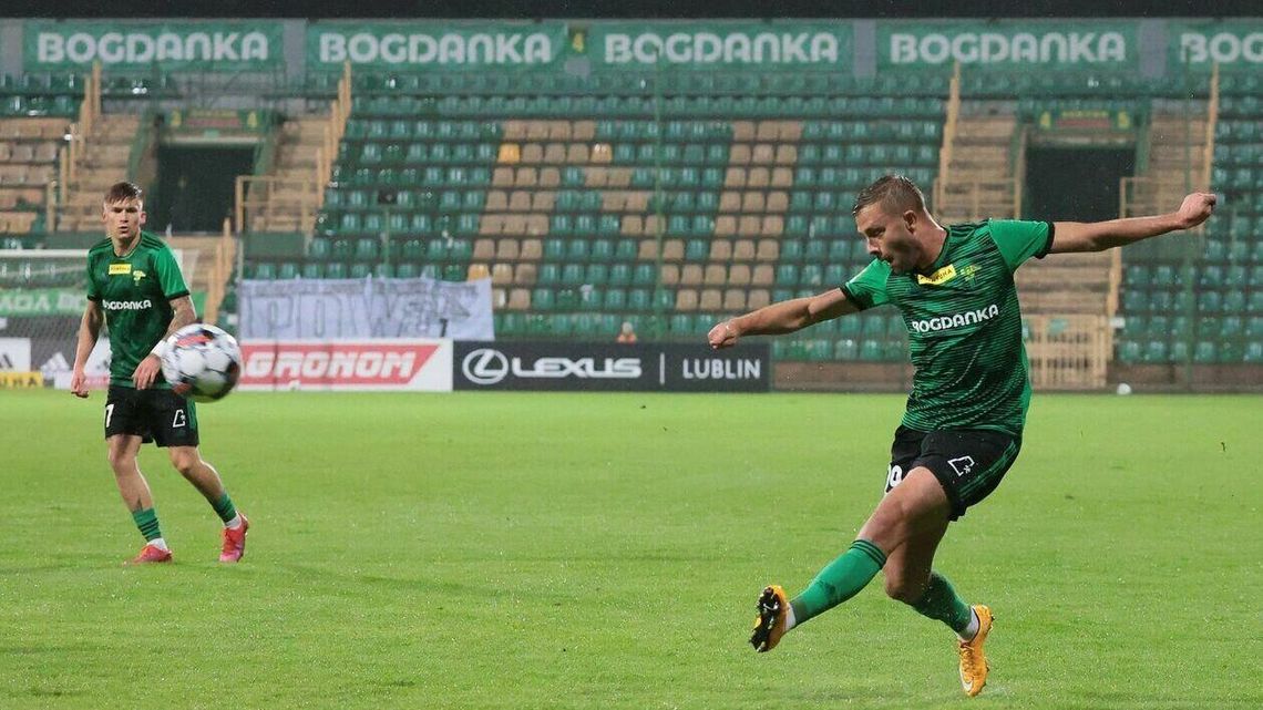 Górnik Łęczna podejmuje Skrę Częstochowa. Czy piłkarze sprawią prezent swojemu trenerowi?