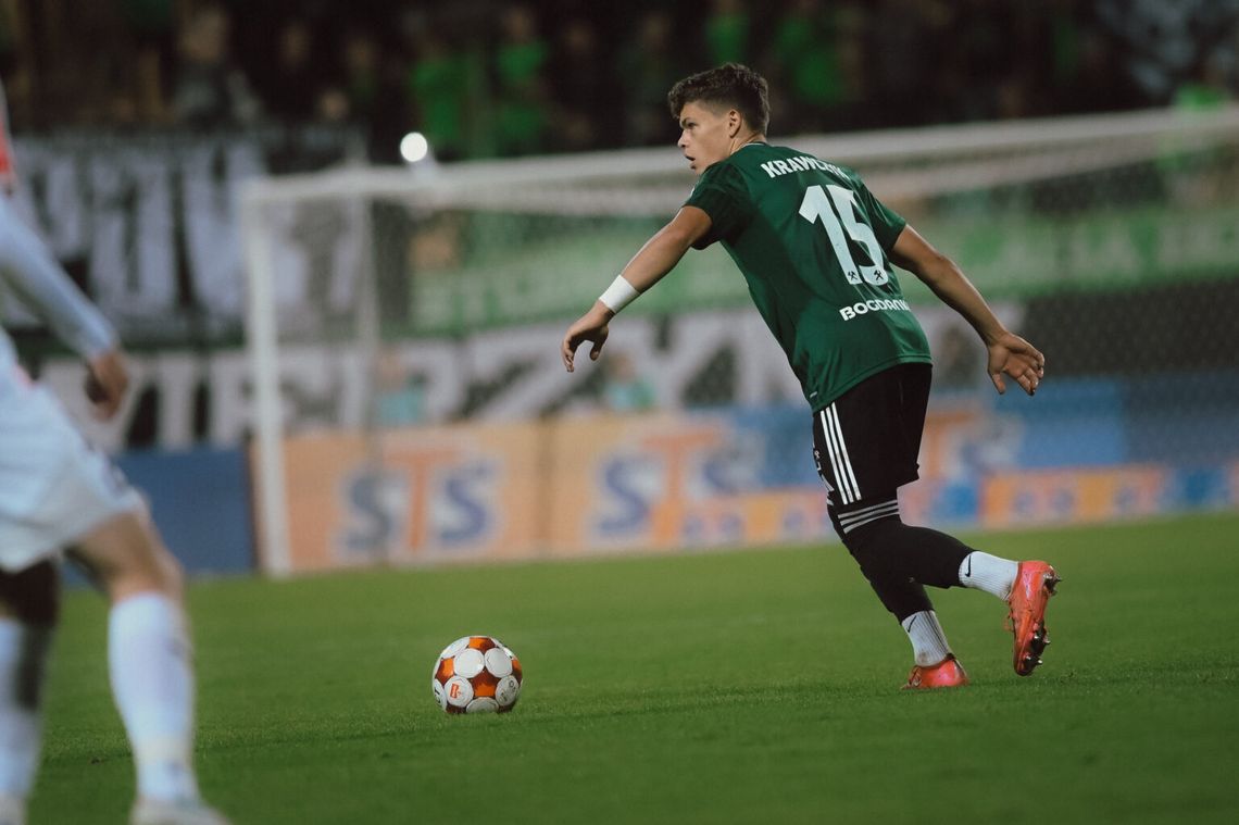 Górnik Łęczna pożegnał młodego pomocnika. Teraz będzie grać w trzeciej lidze Górnik Łęczna pożegnał młodego pomocnika. Teraz będzie grać w trzeciej lidze