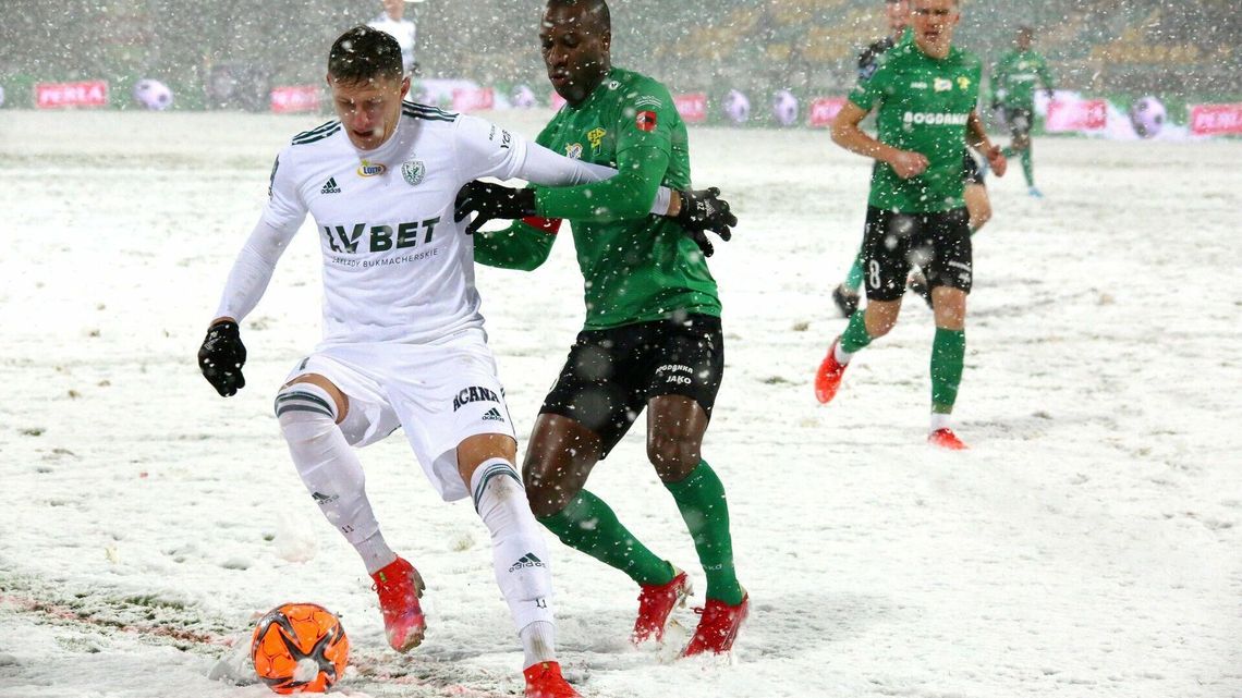 Górnik Łęczna – Śląsk Wrocław 1:1. Remis na śniegu Górnik Łęczna – Śląsk Wrocław 1:1. Remis na śniegu