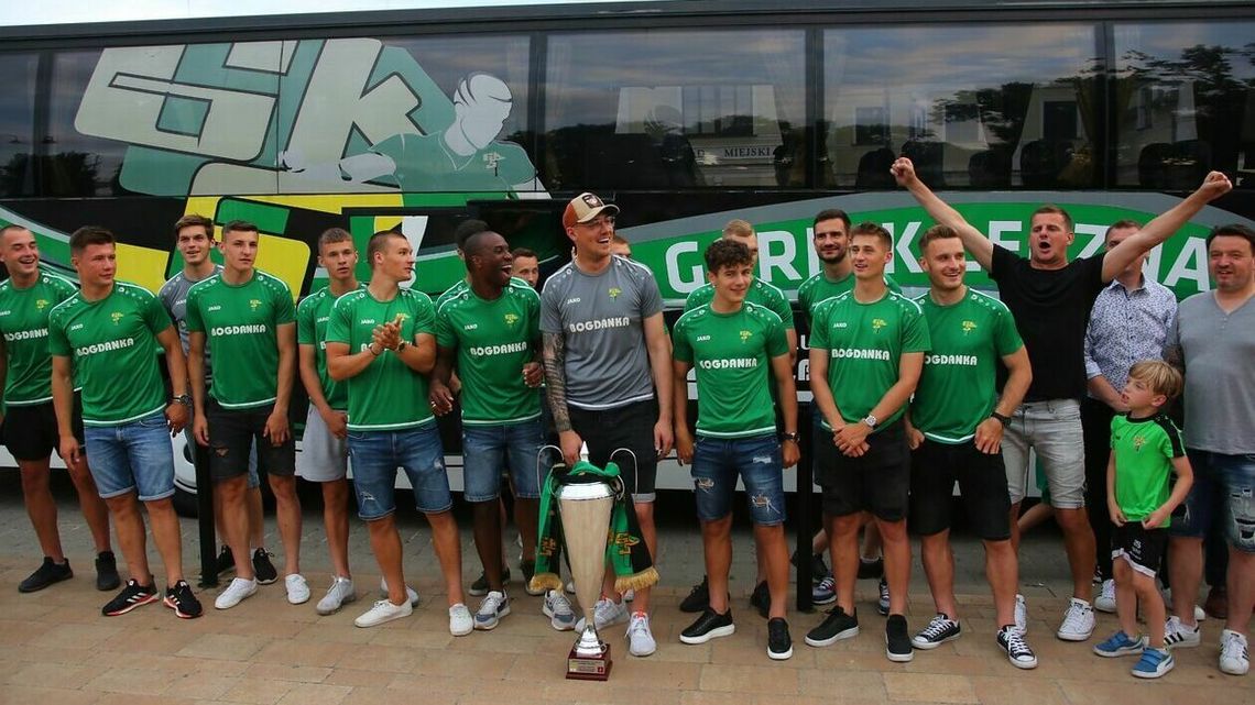 Górnik Łęczna świętował z kibicami powrót do Ekstraklasy Górnik Łęczna świętował z kibicami powrót do Ekstraklasy