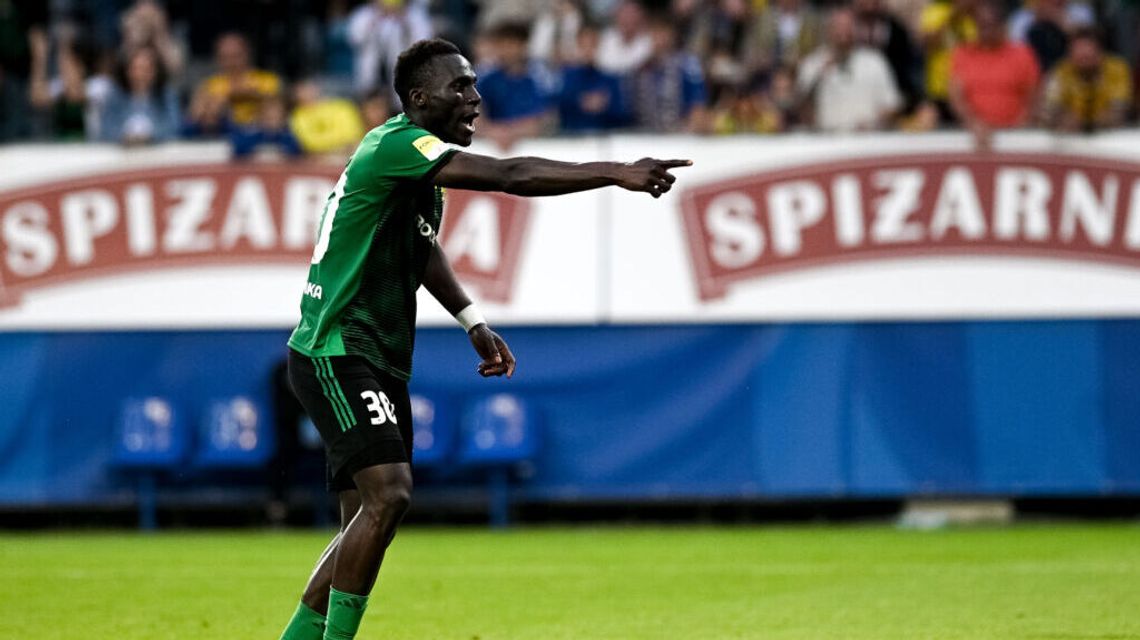 Górnik Łęczna traci kolejnego zawodnika. Wybrał grę w "Czarnych Koszulach" Górnik Łęczna traci kolejnego zawodnika. Wybrał grę w "Czarnych Koszulach"