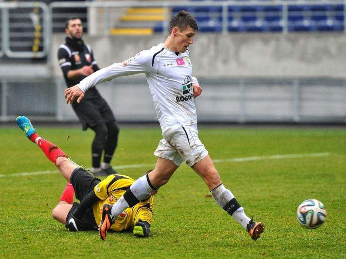 Górnik ograł Admirę, Okuniewicz podpisał kontrakt Górnik ograł Admirę, Okuniewicz podpisał kontrakt