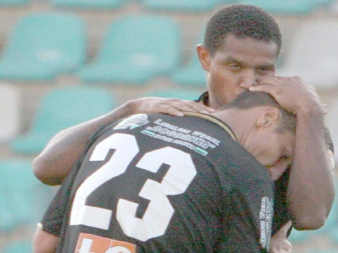 Górnik Zabrze nie zapłacił za Nakoulmę. \"A kto w polskiej piłce płaci w terminie?\"