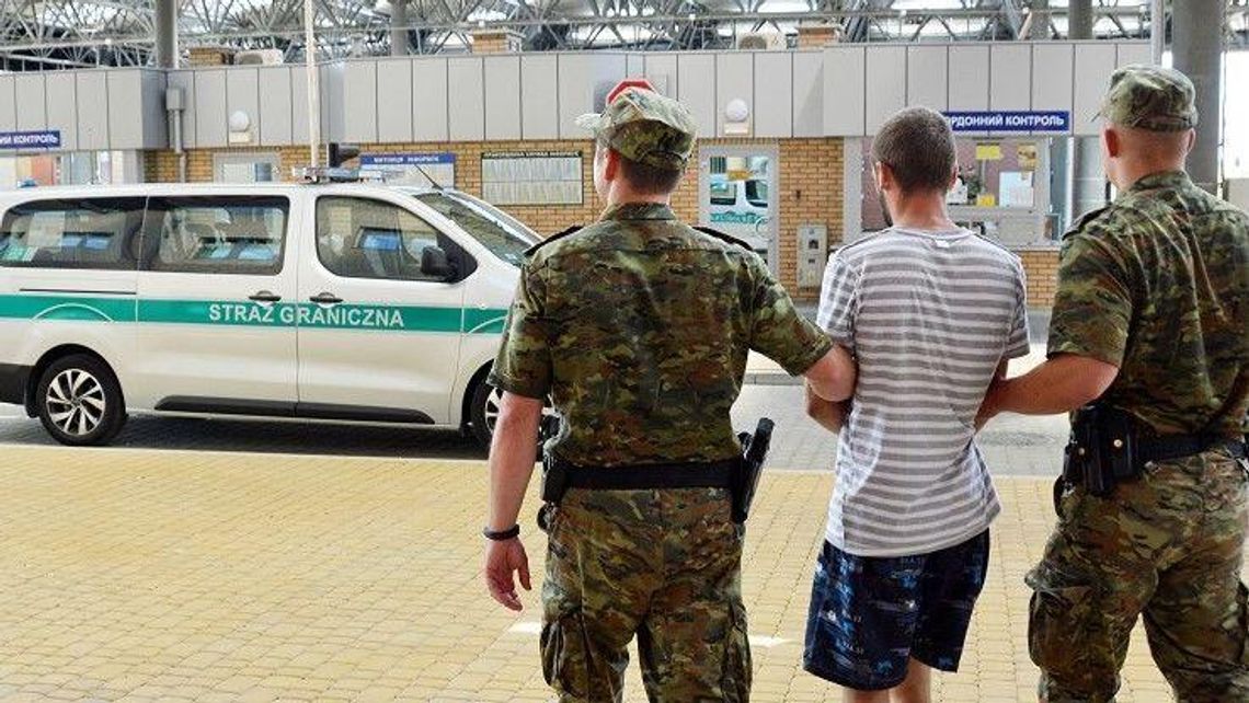 Granica. Z Ukrainy bez paszportu szedł do Polski Granica. Z Ukrainy bez paszportu szedł do Polski