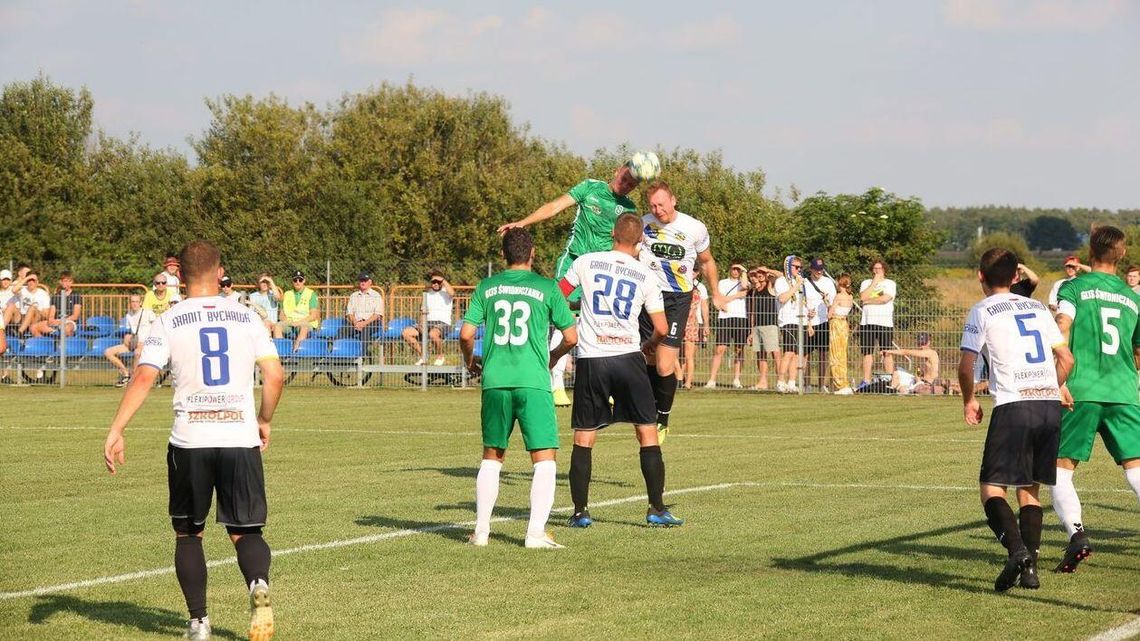 Granit Bychawa – Świdniczanka 1:0. Wskoczyli do szóstki