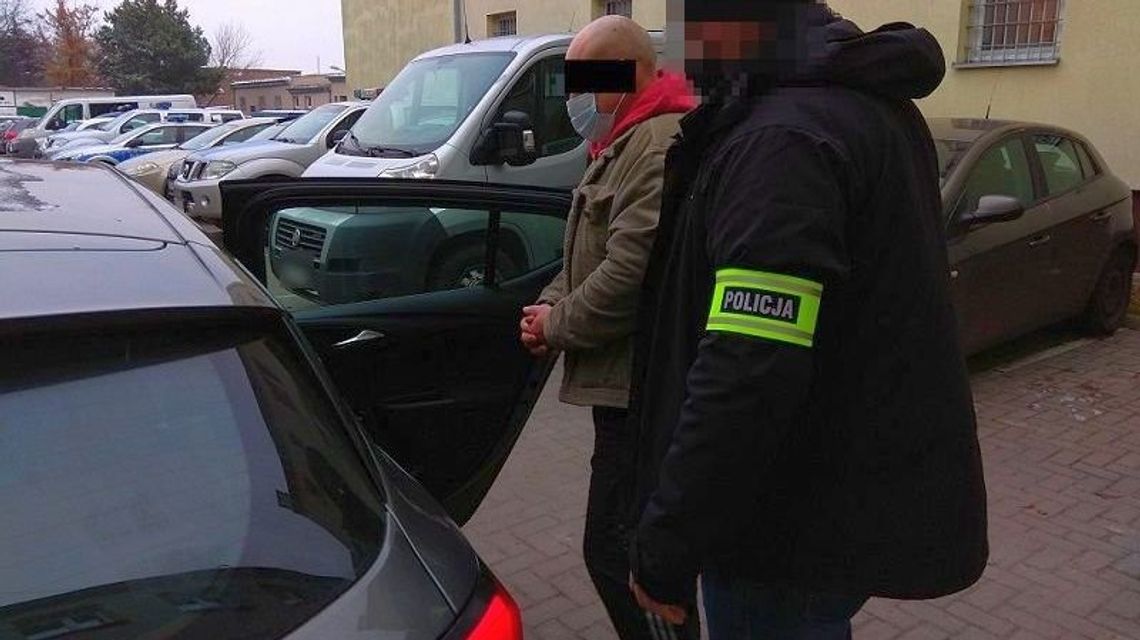 Grasował na lotnisku w Białej Podlaskiej. Sporo zginęło