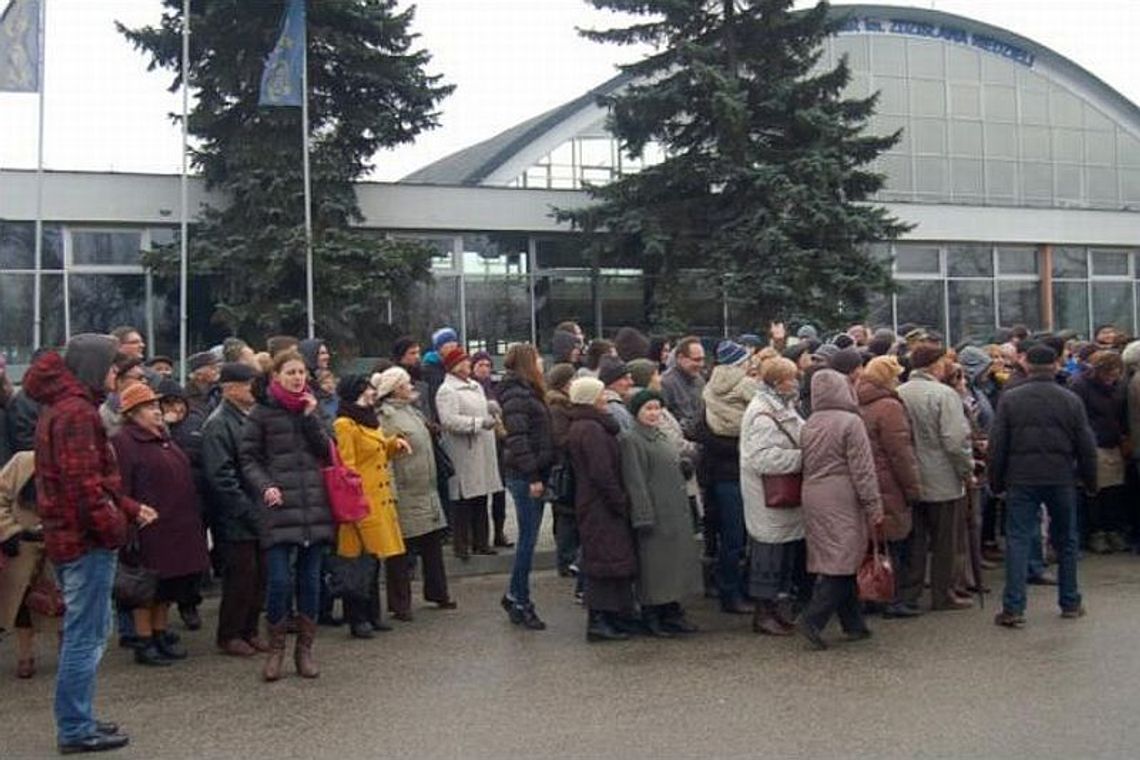 \"Gratuluję tym, którym udało się dostać na teren lotniska \" \"Gratuluję tym, którym udało się dostać na teren lotniska \"