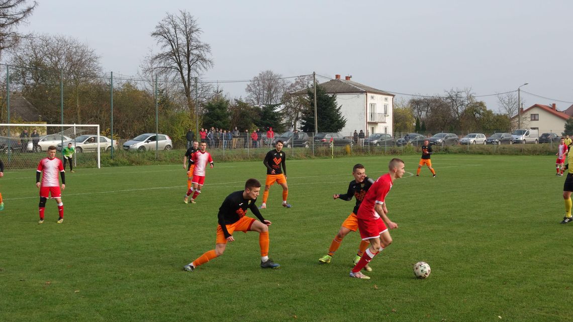 Grom Kąkolewnica stracił fotel lidera bialskiej okręgówki na rzecz Unii Żabików