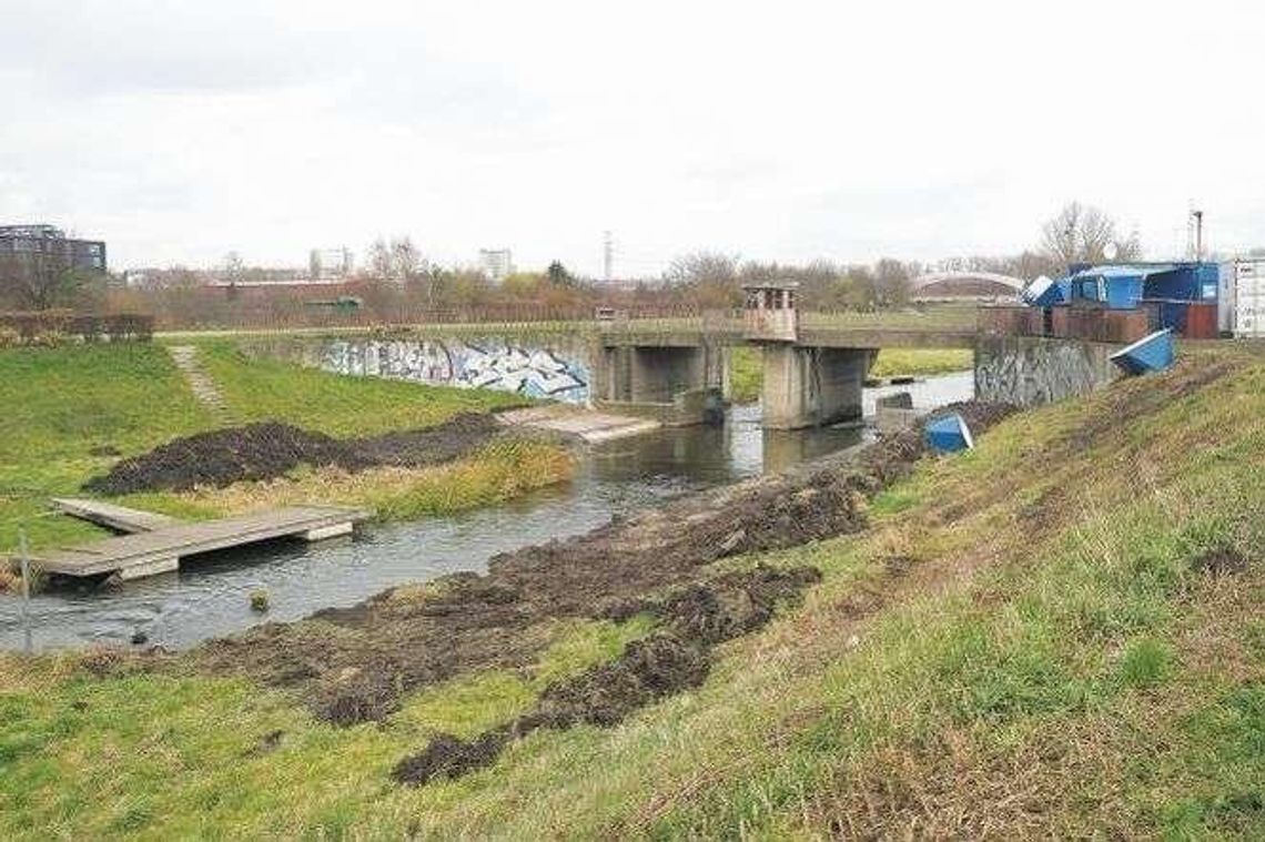 "Grozi nam zatopienie!". Mieszkańcy boją się elektrowni wodnej, która powstaje na Bystrzycy