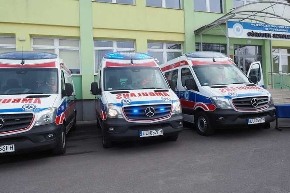 Groźny wypadek rowerzystów. Chciał usunąć gałęzie z koła Groźny wypadek rowerzystów. Chciał usunąć gałęzie z koła