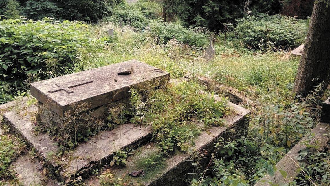 Grupa Polaków z puławsko-kazimierskiego stowarzyszenia zadba o zapomniane mogiły rodaków