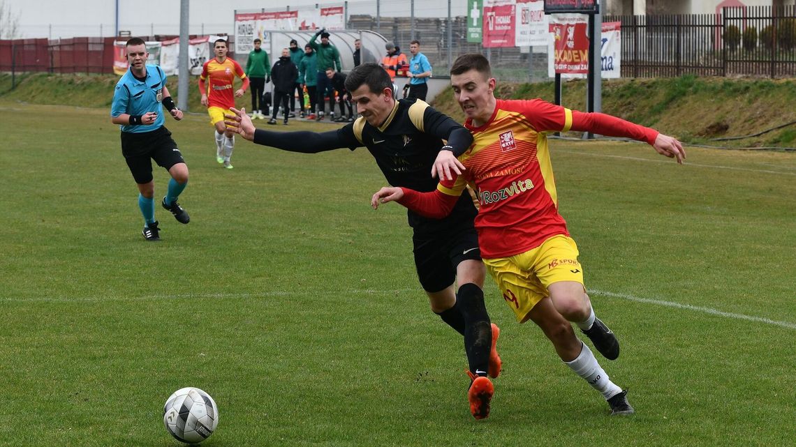 Gryf Gmina Zamość – Grom Różaniec 1:0, pozostałe wyniki grupy II Hummel IV ligi