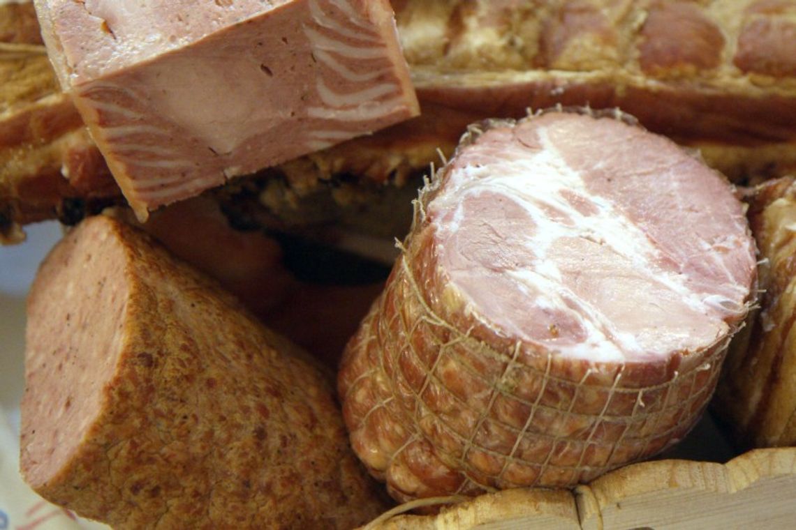 GUS o podwyżkach: Najbardziej podrożały kiełbasa, kasza jęczmienna i kawa 