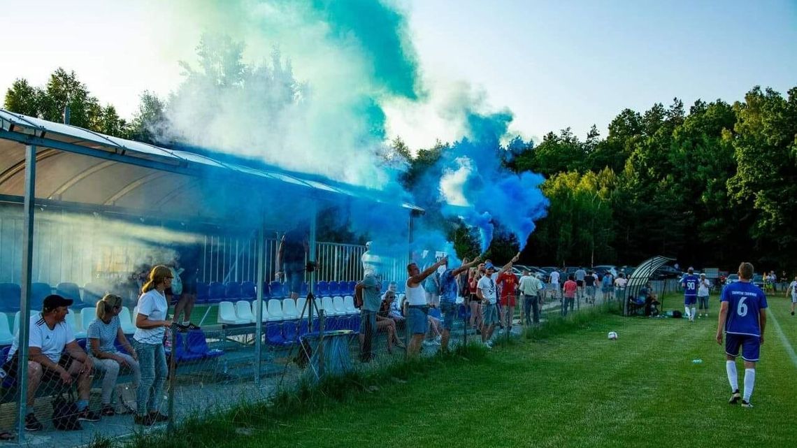 Gwiazda disco-polo i dwie legendy Górnika zagrają w Lubelskiej klasie okręgowej Gwiazda disco-polo i dwie legendy Górnika zagrają w Lubelskiej klasie okręgowej