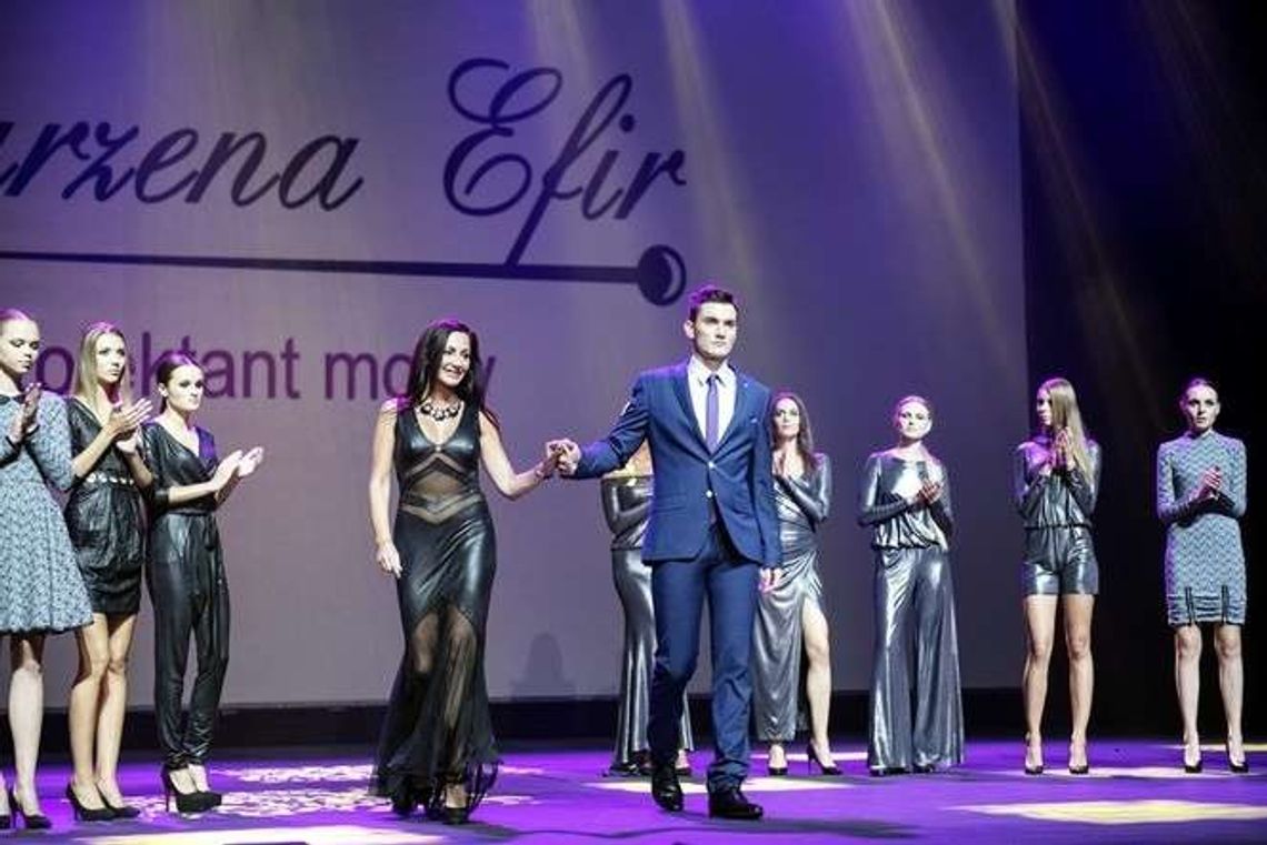 Gwiazdy na wybiegu. Festiwal Mody East Fashion w Lublinie (zdjęcia) Gwiazdy na wybiegu. Festiwal Mody East Fashion w Lublinie (zdjęcia)