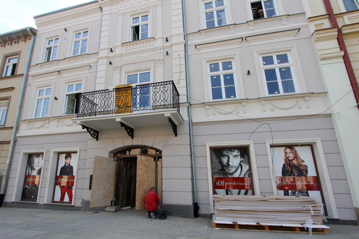 H&M wprowadza się na deptak w Lublinie H&M wprowadza się na deptak w Lublinie