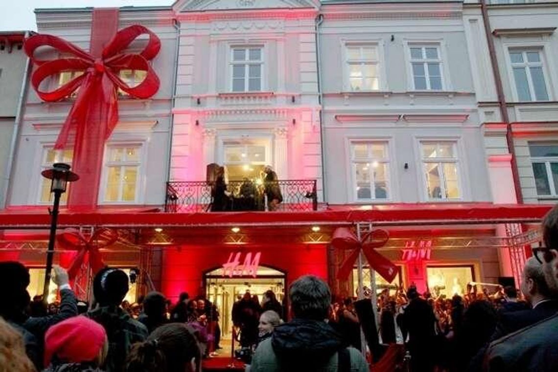 H&M wyniesie się z kamienicy przy deptaku. Dużo lokali do wynajęcia w centrum