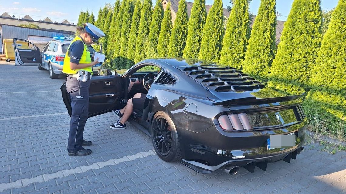 Hałaśliwi kierowcy vs czujne ucho policji