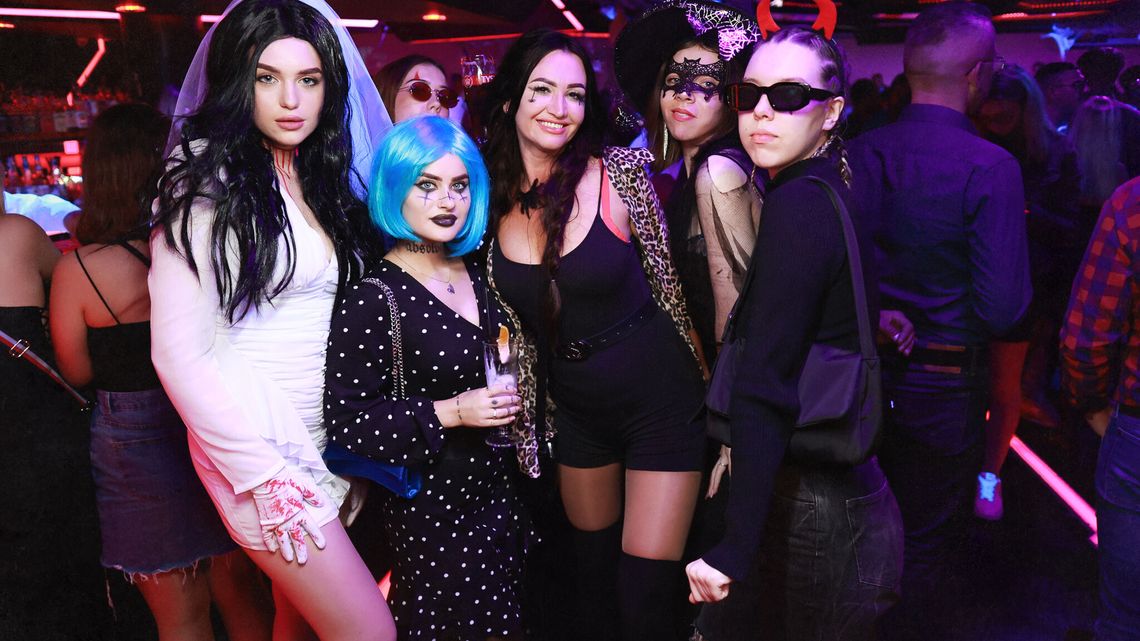 Halloween w Helium Halloween w Helium