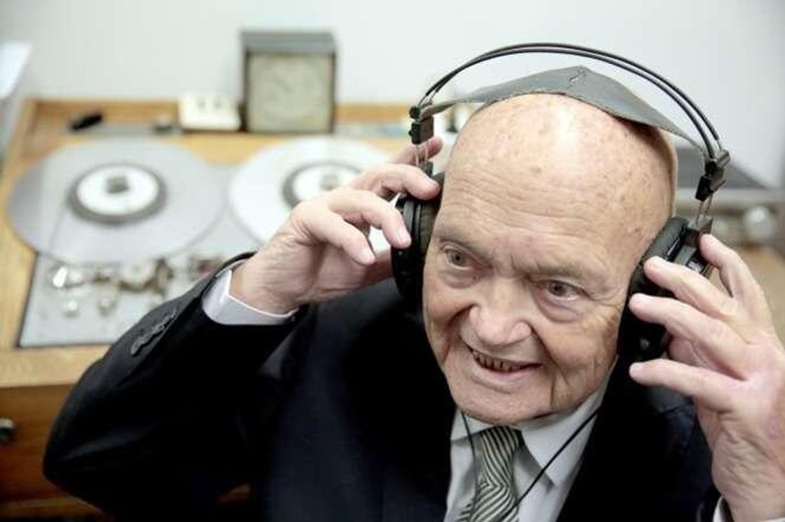 "Halo, tu Polskie Radio Lublin". 67 lat z mikrofonem w ręku "Halo, tu Polskie Radio Lublin". 67 lat z mikrofonem w ręku