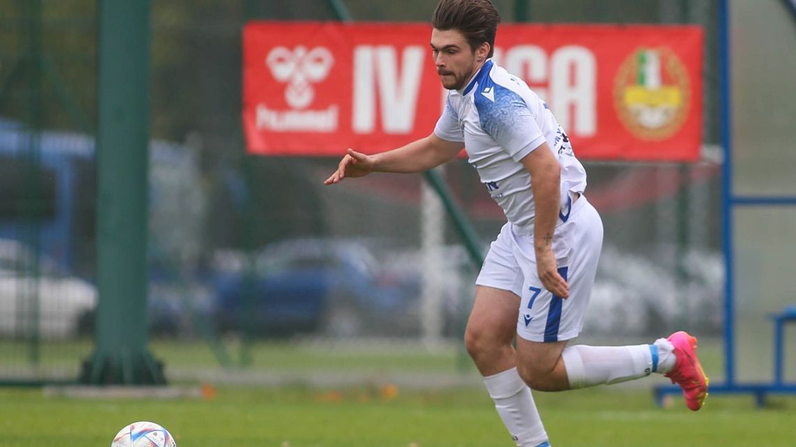 Hat-trick w 22 minuty, Lewart wysoko wygrał z Huraganem