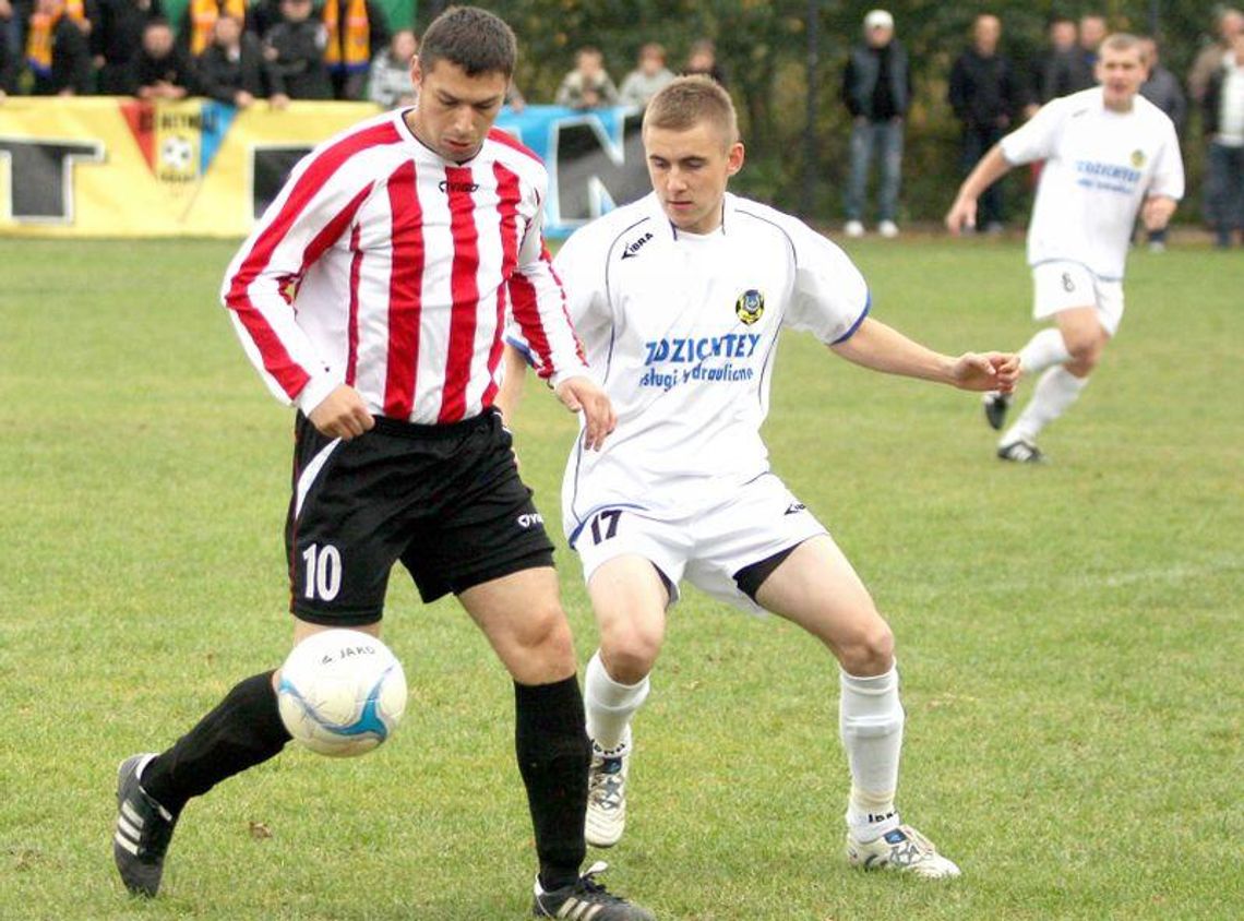 Hetman Gołąb - Wisła Annopol 6:2, Czarni Dęblin - Opolanin 1:3