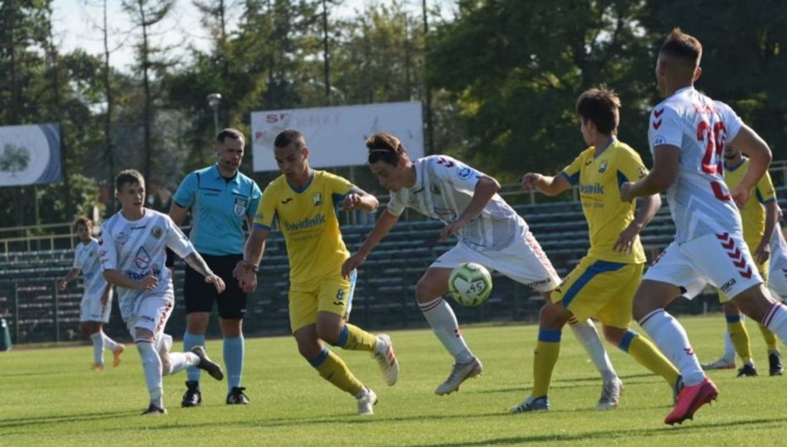 Hetman Zamość – Avia Świdnik 0:3. Szybko dostali dwa gongi
