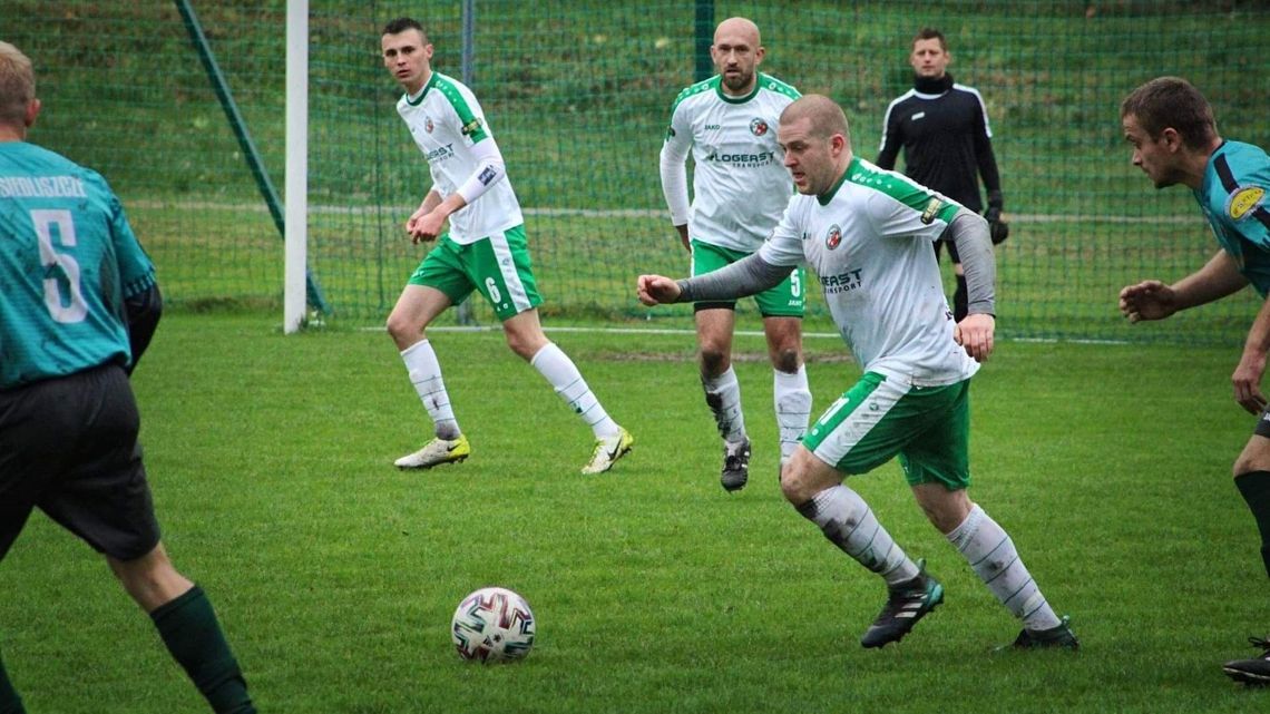 Hetman Żółkiewka i Brat-Cukrownik powalczą o awans. Dwóch się bije, skorzysta trzeci?