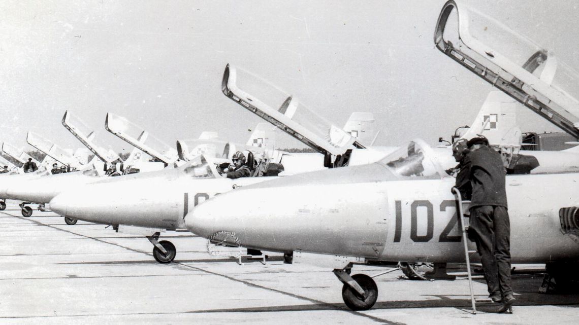 Historia Lotniczej Akademii Wojskowej w Dęblinie na zdjęciach