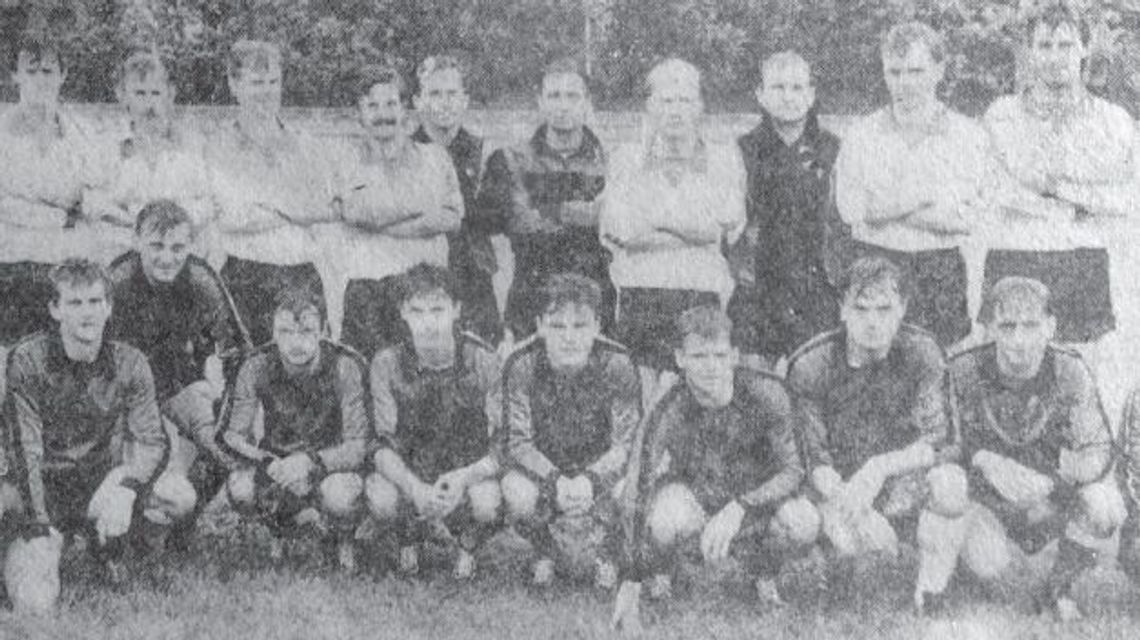 Historia piłki nożnej. Jednym spadek, drugim awans