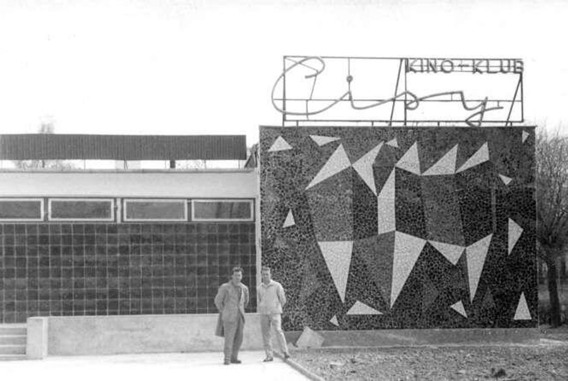 Historia. Powojenne kino w Puławach i okolicach Historia. Powojenne kino w Puławach i okolicach