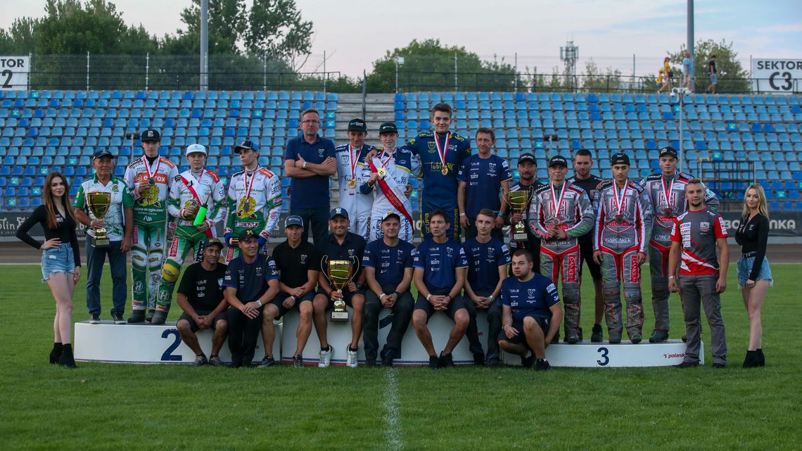 Historyczny wyczyn Motoru Lublin. Juniorzy obronili tytuł w MMPPK, ale to nie wszystko [zdjęcia]