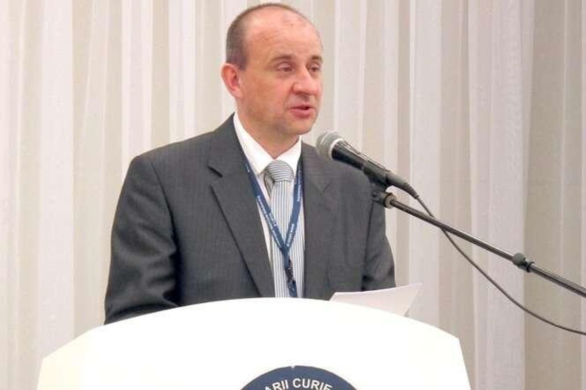 Historyk UMCS: Nie róbmy tak, że jak sąsiad powiesił flagę, to ja powieszę większą