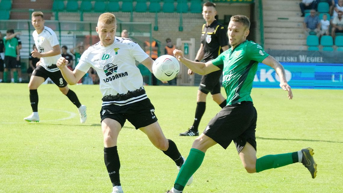 Hit kolejki w Pruszkowie. Górnik chce ograć Znicz Hit kolejki w Pruszkowie. Górnik chce ograć Znicz